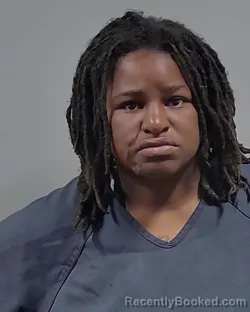 Mugshot of AKAIVA SHENECE KIRKLAND booked in Escambia County, Florida on March 25, 2026