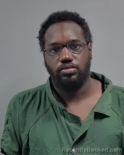 Mugshot of KENDAJA Q ROBERTS booked in Escambia County, Florida on March 25, 2026