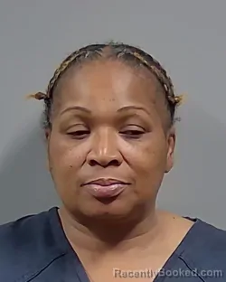 Mugshot of TENNELLE CHIQUITA PAIGE booked in Escambia County, Florida on April 1, 2026