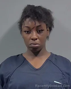 Mugshot of GLANEITA KEONDRA SHOEMAKER booked in Escambia County, Florida on May 17, 2026
