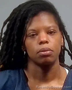 Mugshot of Shantae Shanae Warren booked in Escambia County, Florida on September 30, 2026