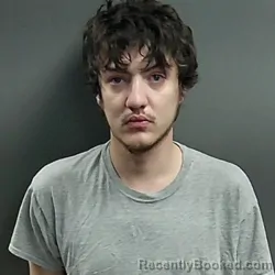 Mugshot of Izayah Alton Garrett