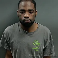 Mugshot of Davonta Olinger