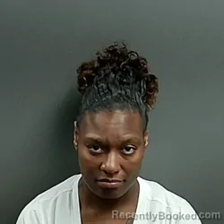 Mugshot of Shaniqua Shante Moore booked in Grant County, Indiana on April 22, 2026