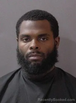 Mugshot of Tesmond Rayshawn Seanior booked in Hamilton County, Indiana on March 31, 2026