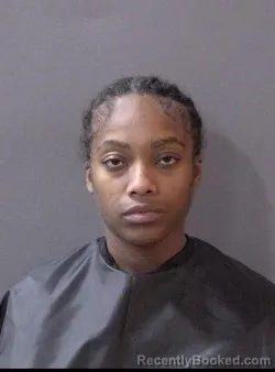 Mugshot of Oniya Dasha Smith booked in Hamilton County, Indiana on June 4, 2026
