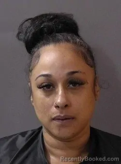 Mugshot of Lashaunda Monique Anderson booked in Hamilton County, Indiana on August 5, 2026