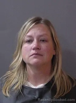 Mugshot of Amanda Marie Bennett booked in Hamilton County, Indiana on August 20, 2026
