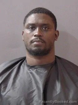 Mugshot of Dontwaye Dequan Williams booked in Hamilton County, Indiana on October 23, 2026