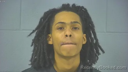 Mugshot of WAYNE DERON OLDHAM