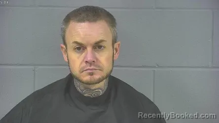 Mugshot of DUSTIN ARTHUR ROBINSON