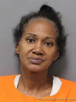Mugshot of Alonda Lavette Woods booked in Hendricks County, Indiana on September 29, 2026