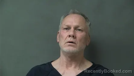 Mugshot of WILLIAM DOUGLAS Jr WHITMAN