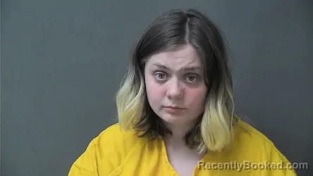 Mugshot of RAYNA RENAE REED