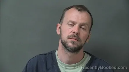 Mugshot of JONATHAN SCOTT GORDON booked in Howard County, Indiana on May 18, 2026