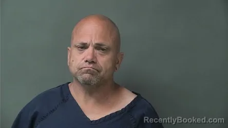 Mugshot of DUSTIN TROY ROOSA booked in Howard County, Indiana on June 7, 2026