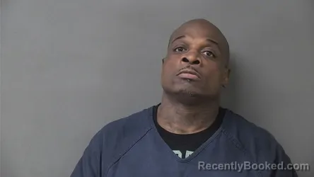 Mugshot of Antoine Lashawn Huff booked in Howard County, Indiana on October 13, 2026