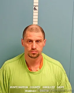 Mugshot of MATTHEW W YEAKLE