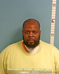 Mugshot of DARROLD DONATE MONROE