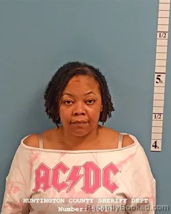 Mugshot of NEQUELA LASHAWN JONES