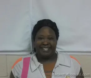 Mugshot of MARTIKA LASHEA PEGGY ROPER