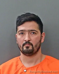 Mugshot of ELMER NOE PINTO PARACHICO