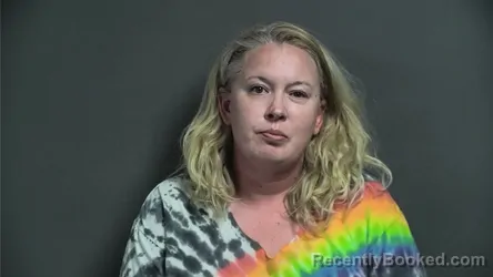 Mugshot of Tiffany Nicole Halter booked in Knox County, Indiana on October 10, 2026