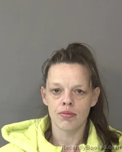 Mugshot of HEATHER MARIE TRASTER