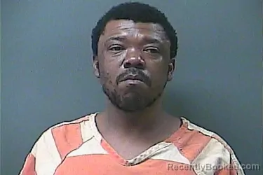Mugshot of DERRICK YOUNG