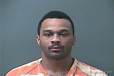 Mugshot of NOAH R JONES