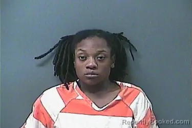 Mugshot of TANIYA Q HOLLINS