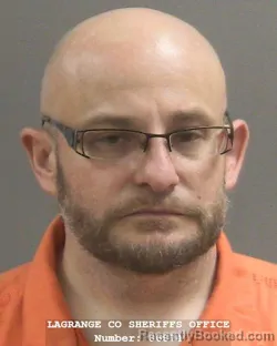 Mugshot of MATTHEW LEE ROBERSON