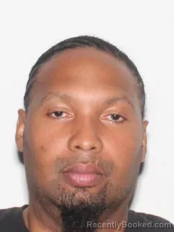 Mugshot of MCKINLEY DARNEL COLLINS