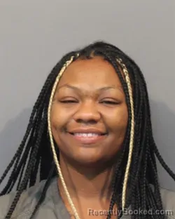Mugshot of ARLYSE NISHAY HEMPHILL