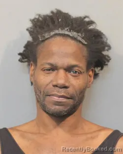 Mugshot of TYRONE LAFAYETTE ROBERTSON