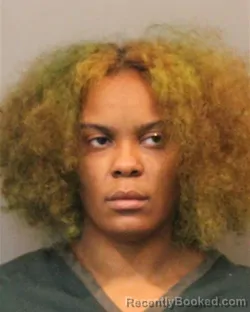 Mugshot of ARIANNA TA'MYRA WEATHERINGTON