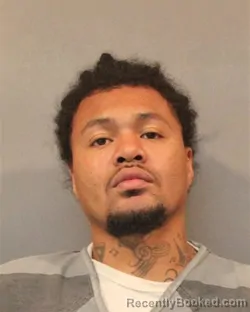 Mugshot of WAYNE DONOVAN RIVERA