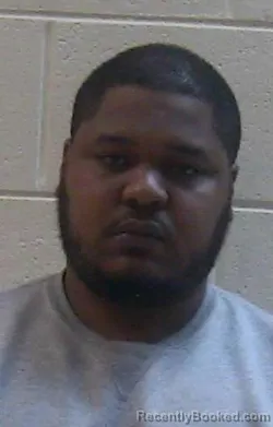 Mugshot of KAMAL LE'CLAY STARKS