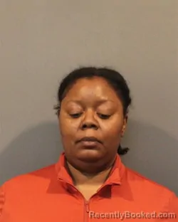 Mugshot of CANDIS DEANNA BLADES