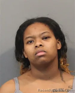 Mugshot of ALISHA LATRICE ROWELL