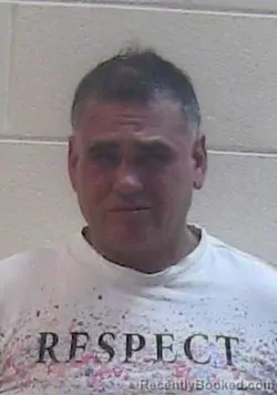 Mugshot of LEONEL ALCIDES ERAZO