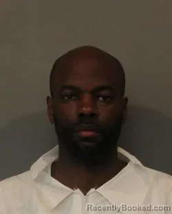 Mugshot of Desmond Leander Robinson