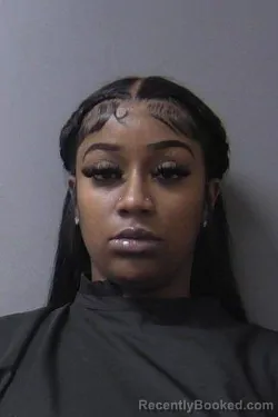 Mugshot of Montazha Monyae Bennett