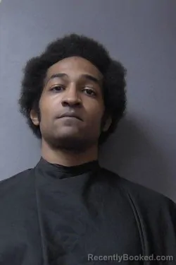 Mugshot of Quinton Tiari Glover