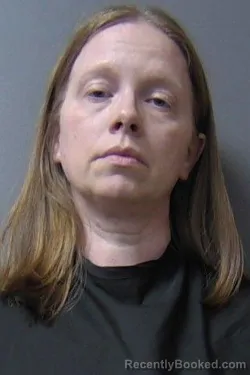 Mugshot of JENNIFER DIANE GUSTIN