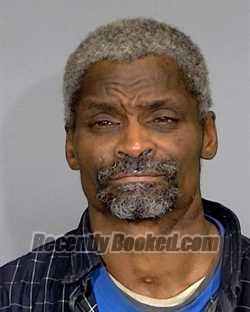 Mugshot of DAVID LAFLORA BORUM