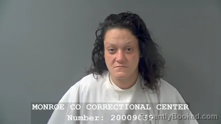 Mugshot of CYNTHIA LEE ROBINSON booked in Monroe County, Indiana on May 25, 2026