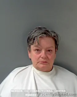 Mugshot of EILEEN M BADDER