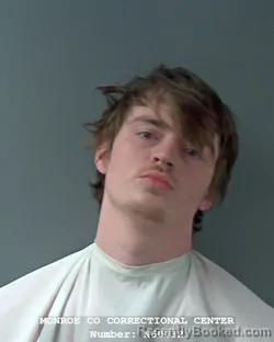 Mugshot of JOSIAH JACKIE ISON booked in Monroe County, Indiana on April 2, 2026