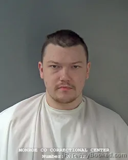 Mugshot of DEREK SEALS
